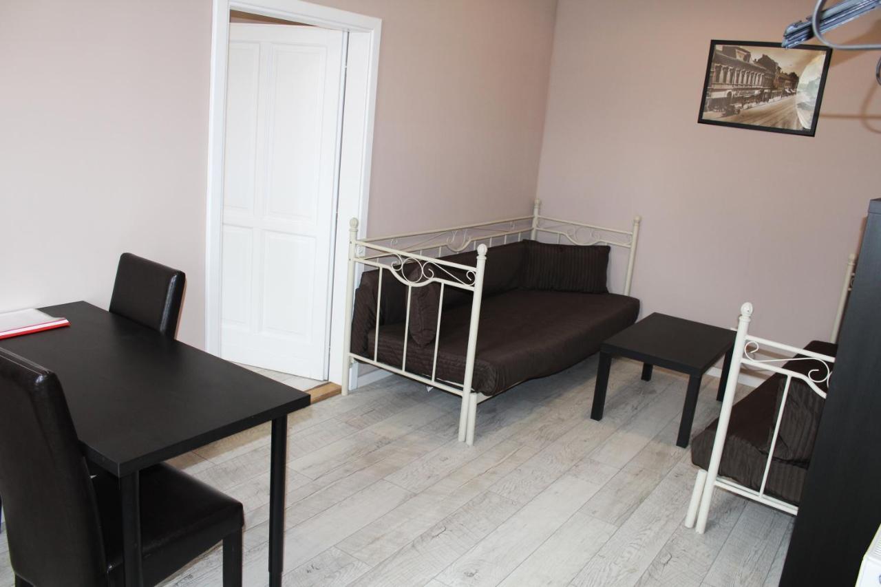 Bed and Breakfast Promenade Panzio Miskolc Exterior foto