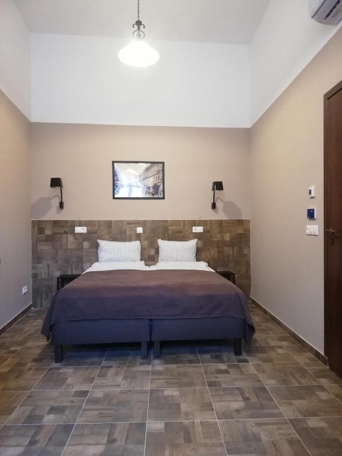 Bed and Breakfast Promenade Panzio Miskolc Exterior foto