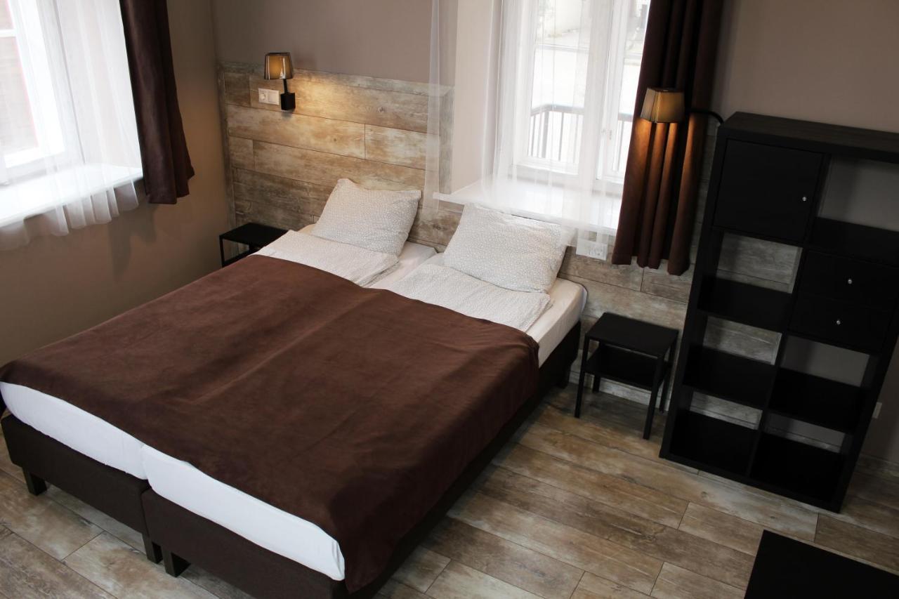 Bed and Breakfast Promenade Panzio Miskolc Exterior foto